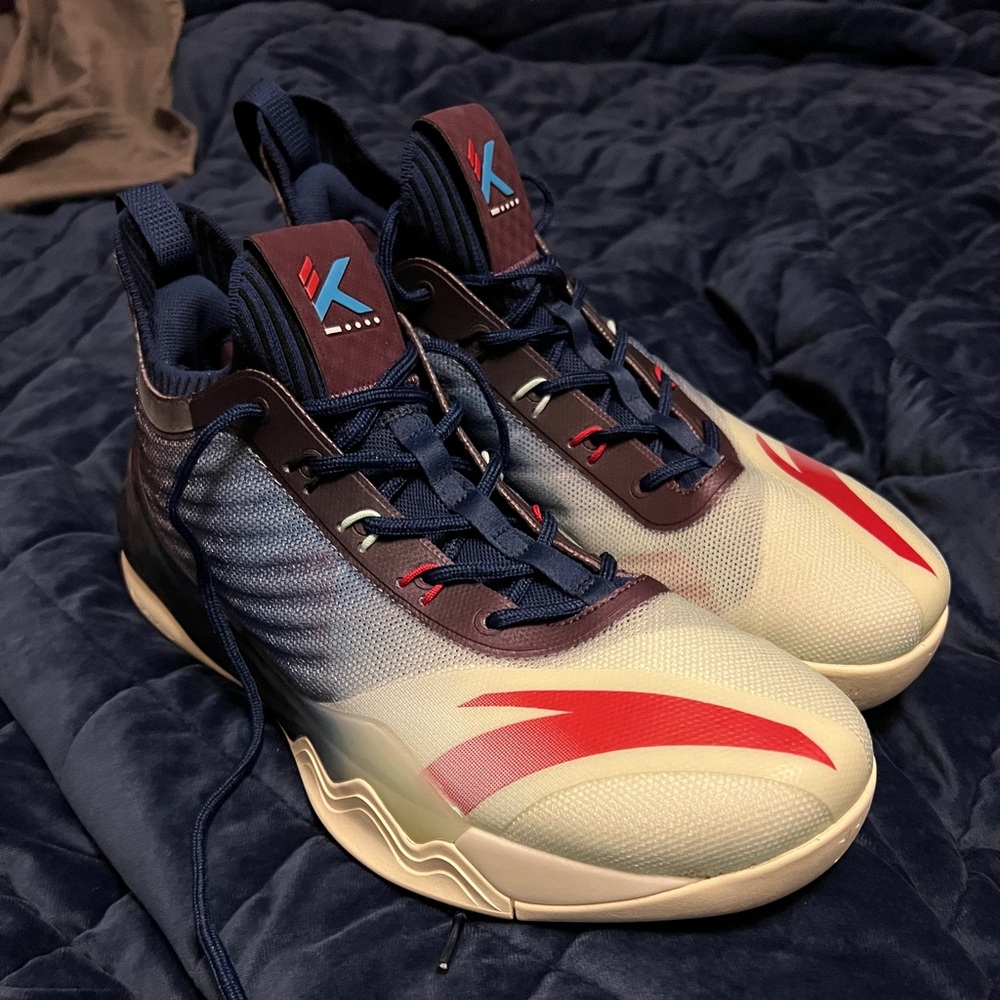 Anta KT 6 Low